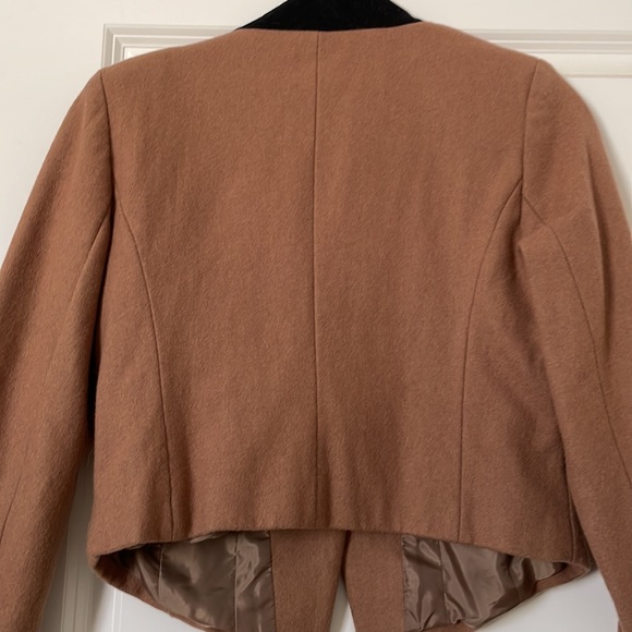 Trouve Camel Brown Shrunken Blazer - Picture 6 of 6